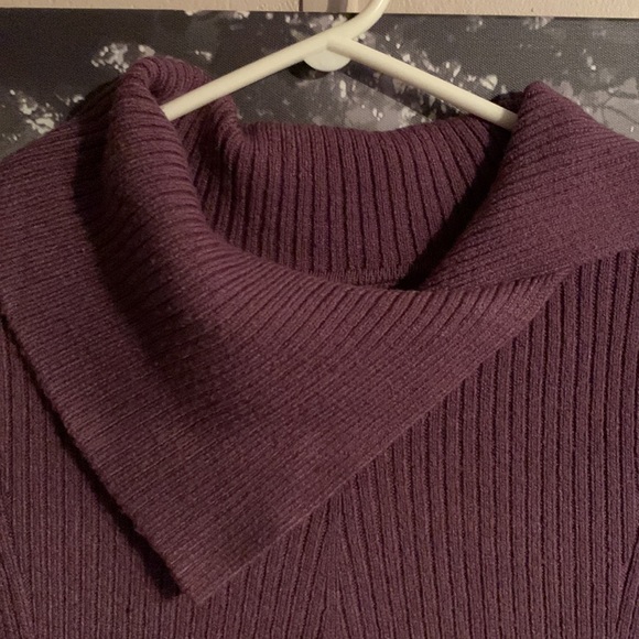Purple cowl neck sweater no size - Picture 5 of 15
